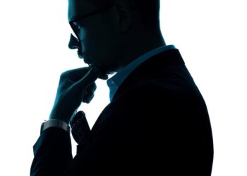 Partir en héros ou régner jusqu’au bout ? Les calculs d’un chef qui ne veut pas « mourir » seul